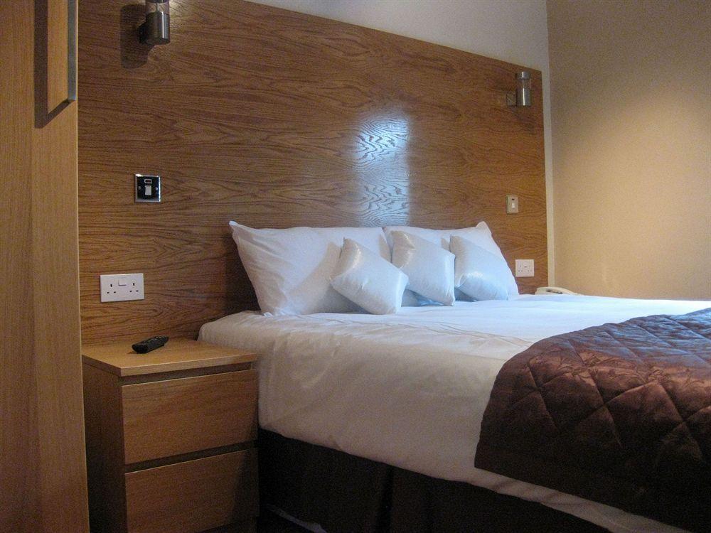 Oyo Kingsley Hotel Μπόρνμουθ Δωμάτιο φωτογραφία